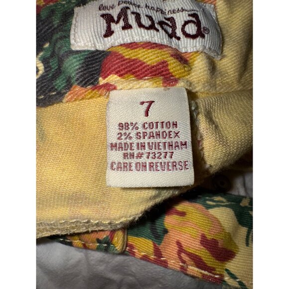 Mudd Floral Yellow Denim Shorts Lace Trim Size 7 Y2K Western Sexy Boho feminine - Picture 7 of 7